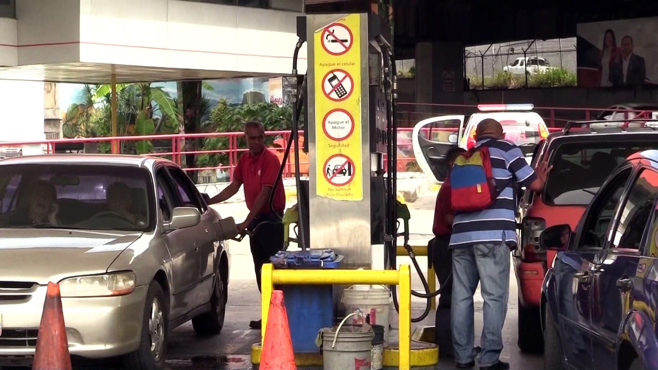 Venezuela y un nuevo azote para su crisis, la escasez de combustible diesel