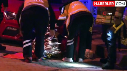 Bahçelievler'de korkutan yangın: Dumandan etkilenen 2 kişi hastaneye kaldırıldı