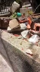 Video Carro sin frenos colisionó contra casa en el barrio Santa Cruz