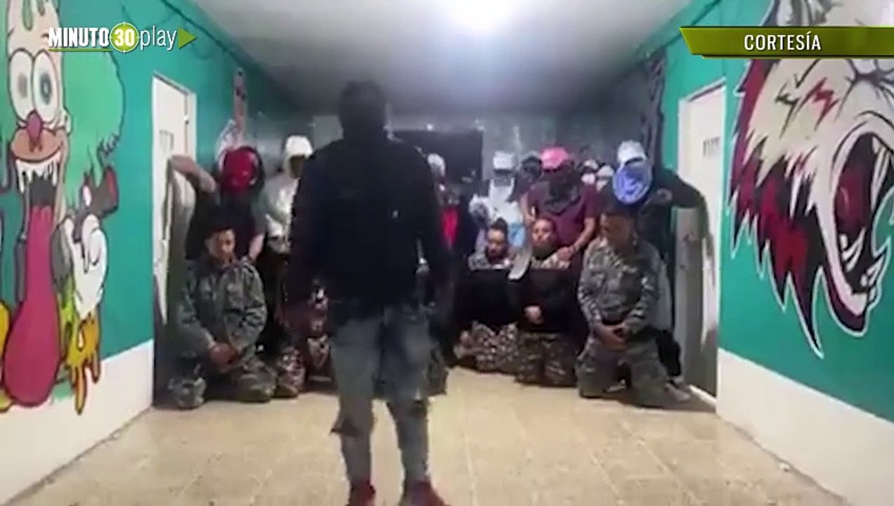 Explosiones y policías secuestrados al interior de varias cárceles en Ecuador, luego del primer día de estado de excepción