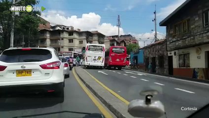 accidente de dos buses en robledo