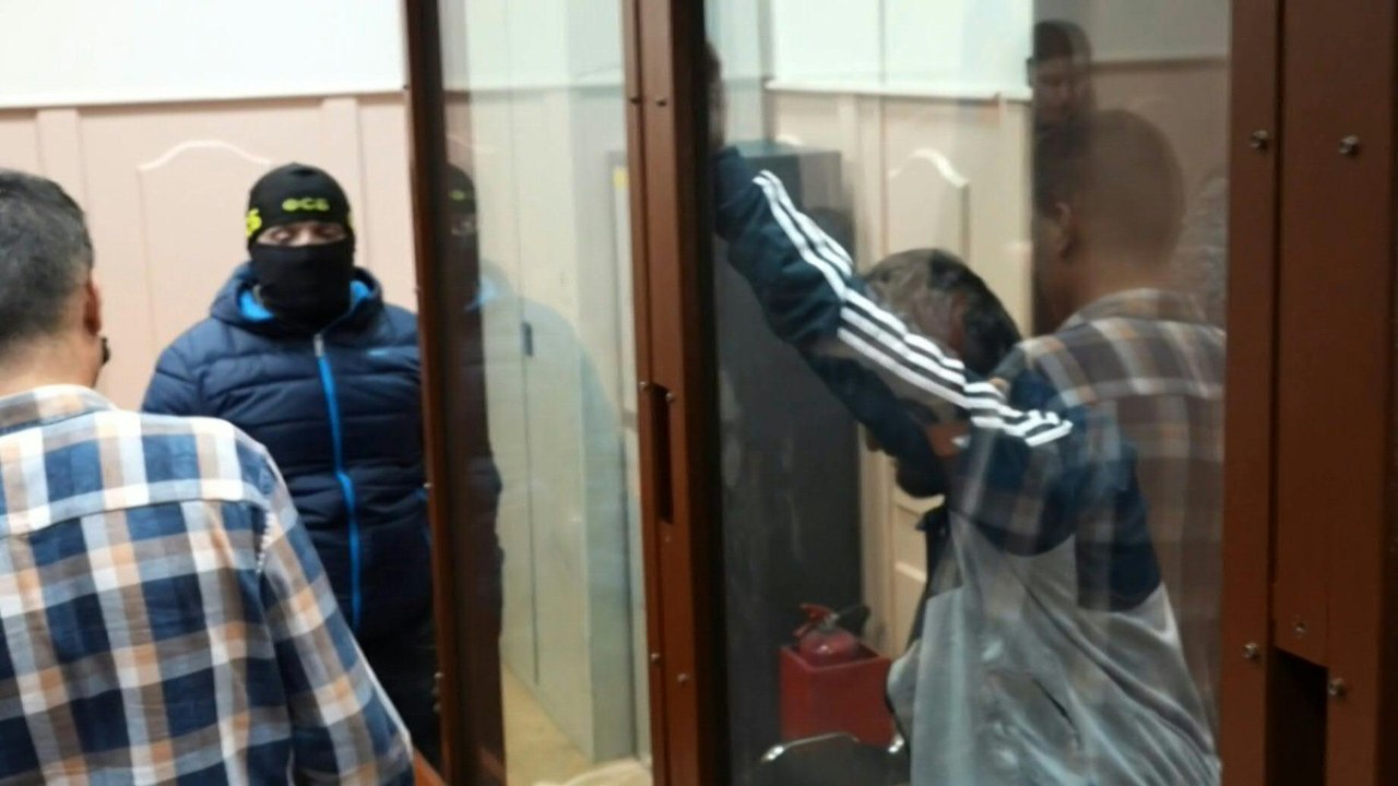 Angriff auf Konzertsaal bei Moskau: Vier Verdächtige in U-Haft