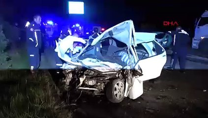 Antalya'da 3 araç birbirine girdi: 3 ölü