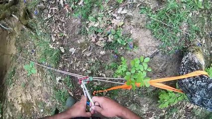 Şelalenin İçinde Define Kasası Buldum !!!