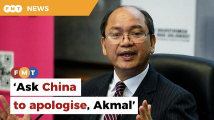 Go after China over ‘Allah’ socks issue, Akmal told mockingly