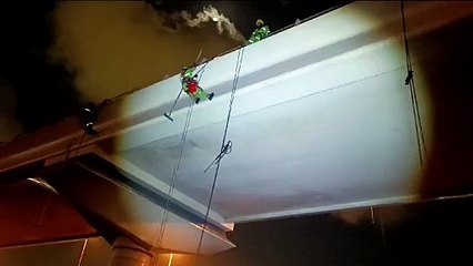 Dubai Viaduct Pier cleaning view #Viaduct #clean #ropeaccess #roadhike #ropeclean #dubaiclean