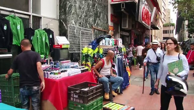 22-01-18 Venteros informales de Bolivar molestos por falta de acuerdos sobre reubicacion