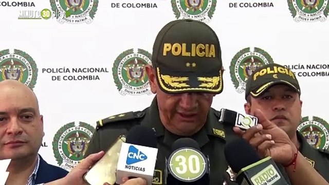 NOTA 6 Cogieron un sujeto en Sabaneta con 1.567 barras de explosivos ‘encaletadas’ en varias cajas que cuidaba
