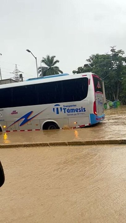 movilidad reducida por inundación en la Avenida Las Palmas