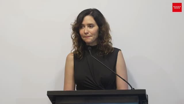 Ayuso aprovecha su viaje institucional a Chile para cargar contra el Gobierno y contra las corruptelas del nacionalismo y el independentismo