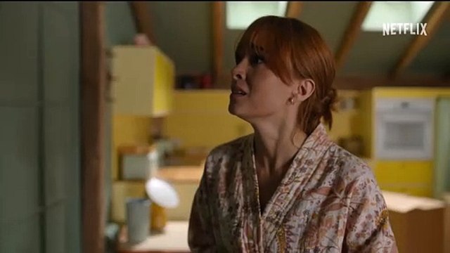 Pared con pared Tráiler