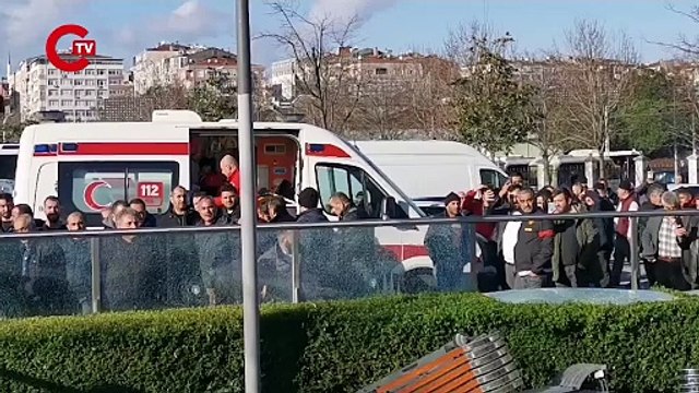 Zammı 'yetersiz' bulan taksicilerden UKOME binasına taşlı saldırı! 2 gözaltı