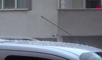 Keşan'da dolu ve sağanak etkili oldu