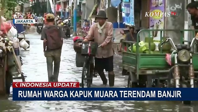 Banjir Rendam Sejumlah Permukiman di Jakarta, Longsor Subang Makan Korban