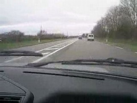 Revanche entre R19 16s vs 205 gti