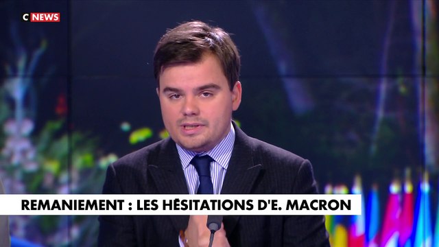 Remaniement : les hésitations d'Emmanuel Macron