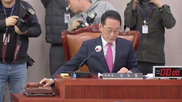 '개 식용 금지법' 법사위 통과... 식용목적 도살 최대 징역 3년 / YTN