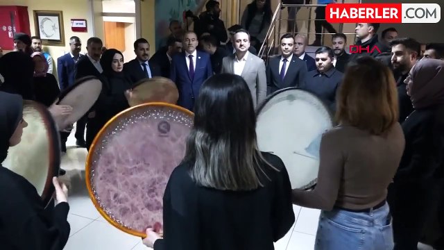 Gençlik ve Spor Bakan Yardımcısı Enes Eminoğlu Van'da Gençlerle Buluştu