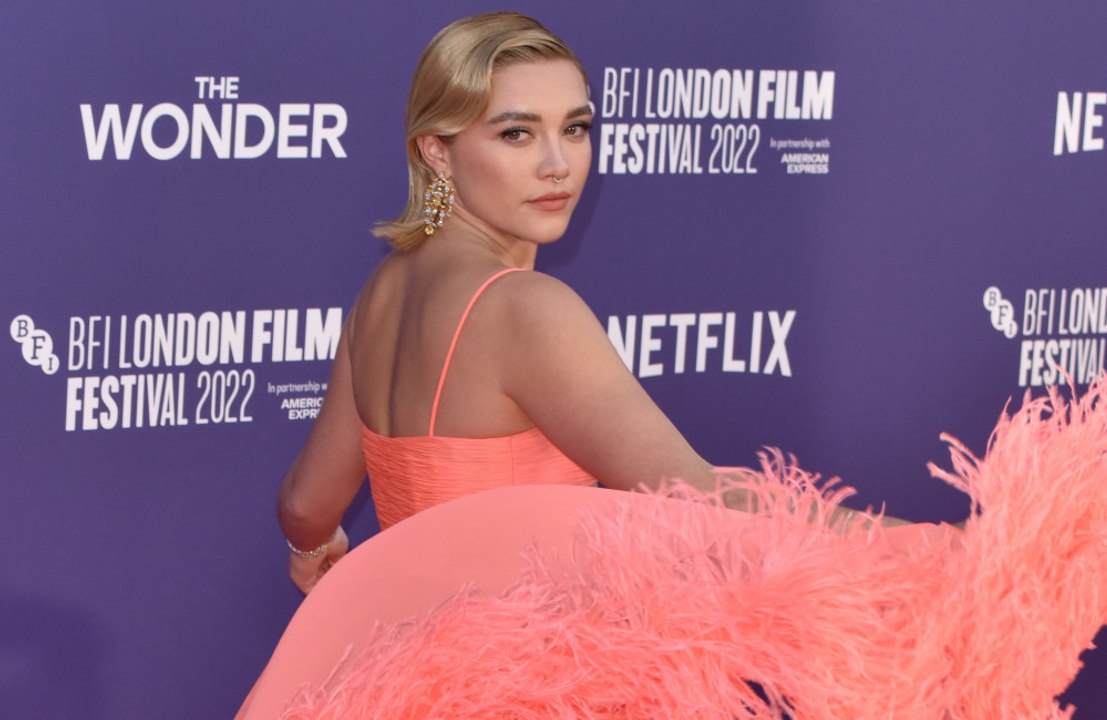 Florence Pugh admite que adora gravar cenas ‘quentes’ em filmes