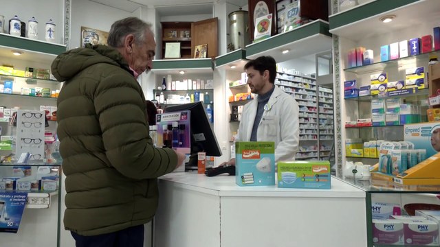 Ciudadanos y expertos apoyan la obligatoriedad de las mascarillas en los centros sanitarios