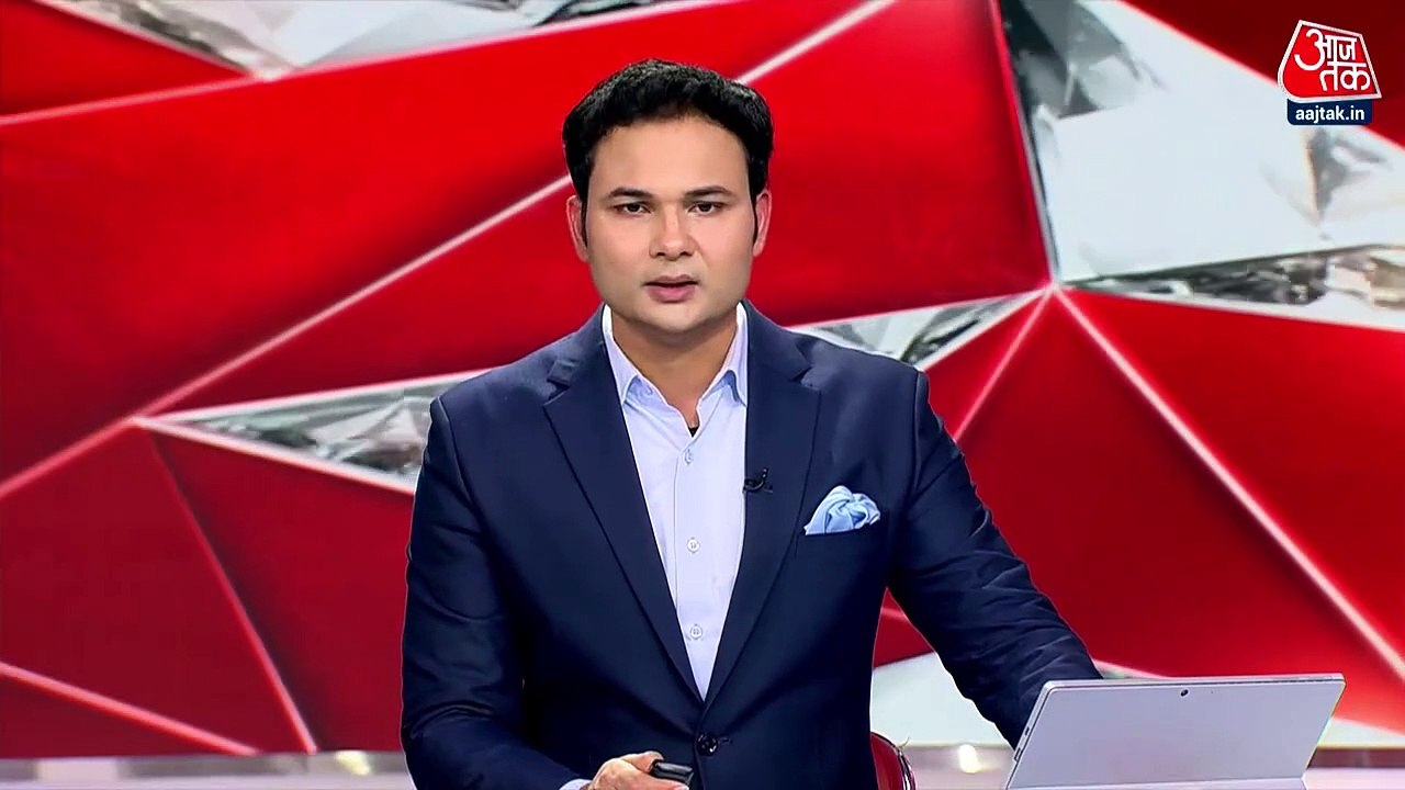 UP Deputy CM attacks Akhilesh Yadav over Mayawati row