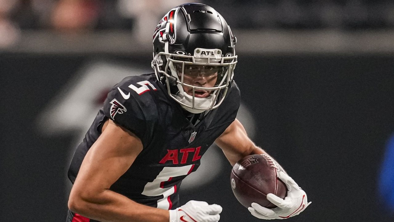 Successful Leaders Key for Falcons Future: Righ...