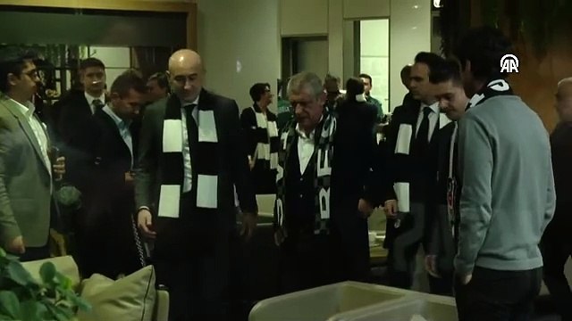 Beşiktaş'ın yeni teknik direktörü Fernando Santos, İstanbul'a geldi