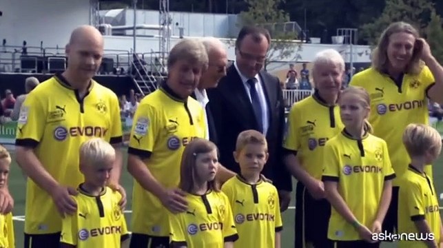 Il calcio dice addio a Franz Beckenbauer, Kaiser del Bayern e della Germania