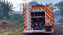 Fogo no mato mobiliza Corpo de Bombeiros no Santa Felicidade