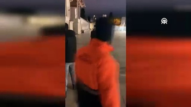 Namaz çıkışı Fatih Camii İmamına bıçaklı saldırı: İki yaralı bir gözaltı