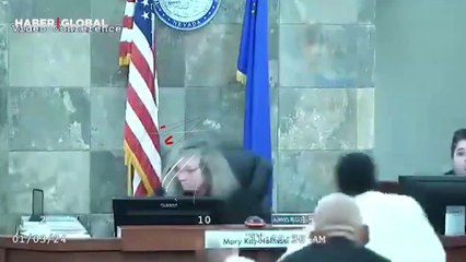 Hâkimin üstüne atlayan sanığa olağanüstü önlem: Hannibal Lecter'a benzedi