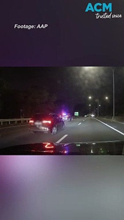 Teens in stolen car 'livestreamed police pursuit'