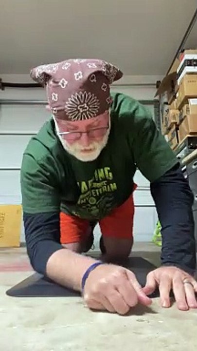 Getting right into it, with Push-Up-Planks...