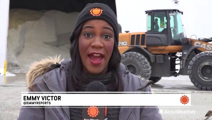 Chicago area prepares for first significant snowstorm of the season