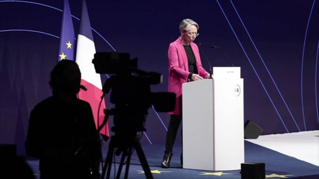 France Launches Political Reset With Prime Minister Switch