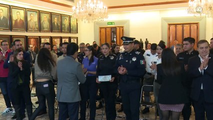 Guadalajara celebra a sus policías con aumento en vales de despensa