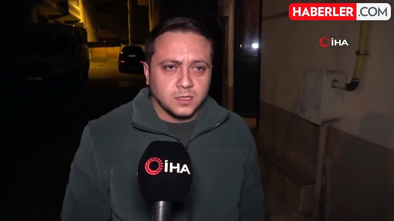 Gençlerin torpil eğlencesi pes dedirtti... Camdaki sinekliği aralayarak evin içine torpil attılar