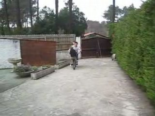 Acrobatie avec Tonton Piquey Février 2008