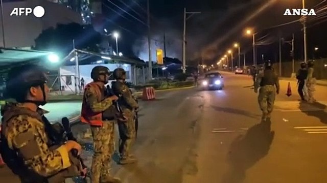 Ecuador, istituito lo stato d'emergenza: l'esercito pattuglia le strade