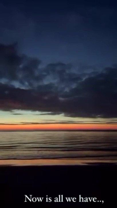 Alors que ses deux enfants, Alain-Fabien et Anouchka se mènent une bataille juridique, Rosalie Van Breemen s'est saisie de son compte Instagram, ce lundi 8 janvier. Rosalie Van Breemen : un post apaisé pendant la guerre entre les enfants Delon