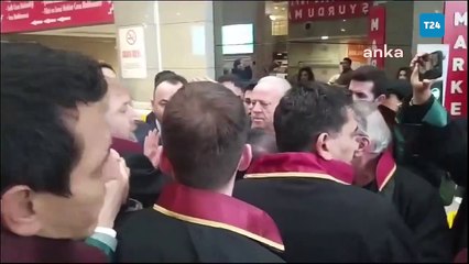 Erinç Sağkan’dan Çağlayan’da adliye önünde 'Can Atalay' açıklaması