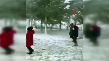 Çanakkale'de etkili kar yağışı nedeniyle okullara yarım gün ara verildi