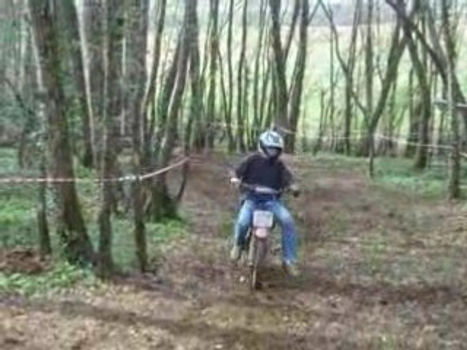 motre terrain de cross
