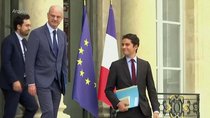 Macron indica novo primeiro-ministro