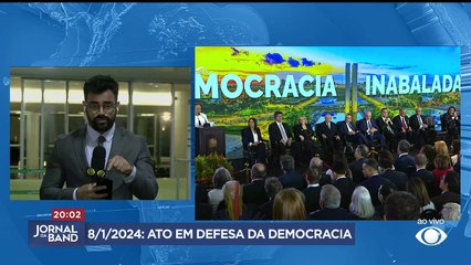 Ato em defesa da democracia marca 1 ano dos ataques de 8 de janeiro