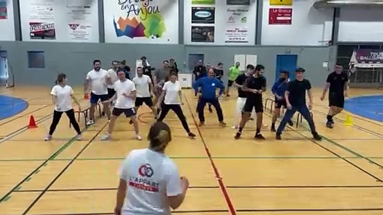 TOURNOI DE HAND A 4 LE 6 JANVIER - échauffement ZUMBA ! - 2