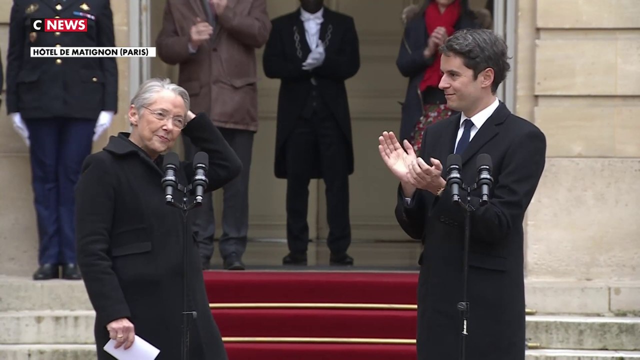Remaniement : retour sur la passation de pouvoir entre Elisabeth Borne et Gabriel Attal