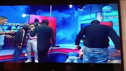 Grupo Comando Asalta Canal de TV en Ecuador 🚨