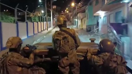 에콰도르 혼돈...대법원장 자택 폭탄 테러에 경찰관 피랍까지 / YTN