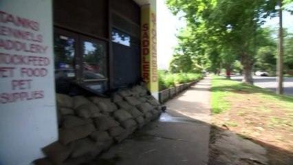 Clean-up begins in Victoria as government activates hardship grants